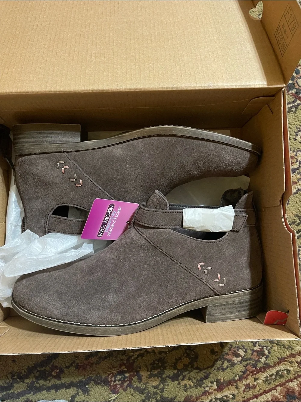 Women's Sepia Suede Low Heel Ankle Booties 8.5 New